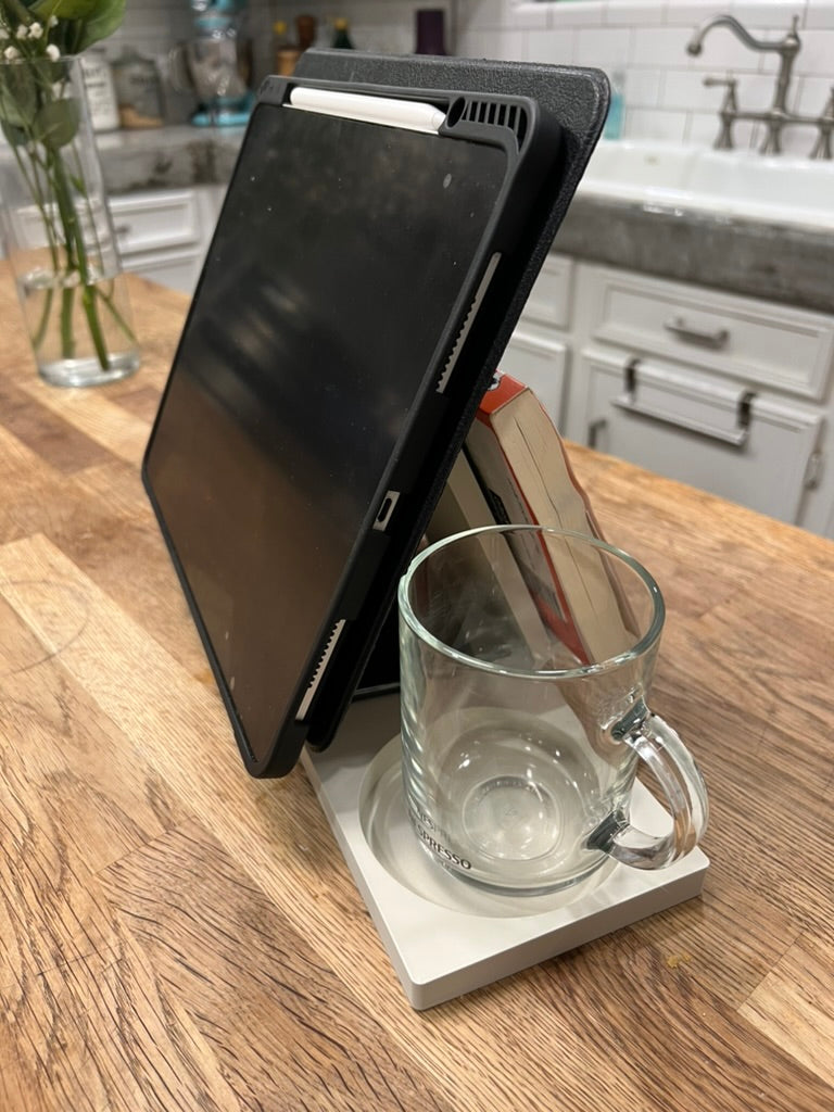 Read & Sip Book Rest – A Minimalist’s Dream Companion