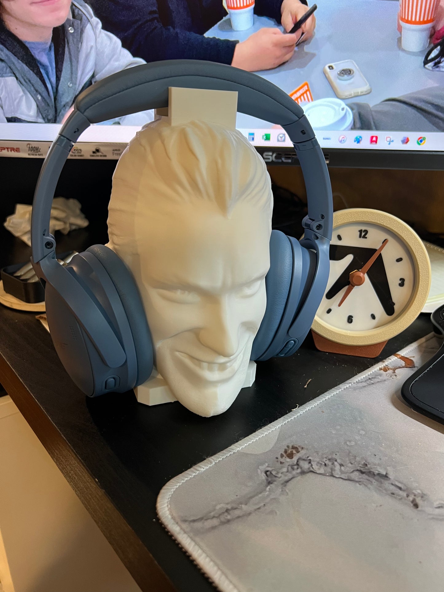 AFX Windowlicker Headphone Stand – 8" Tall Display for Audio Aesthetes