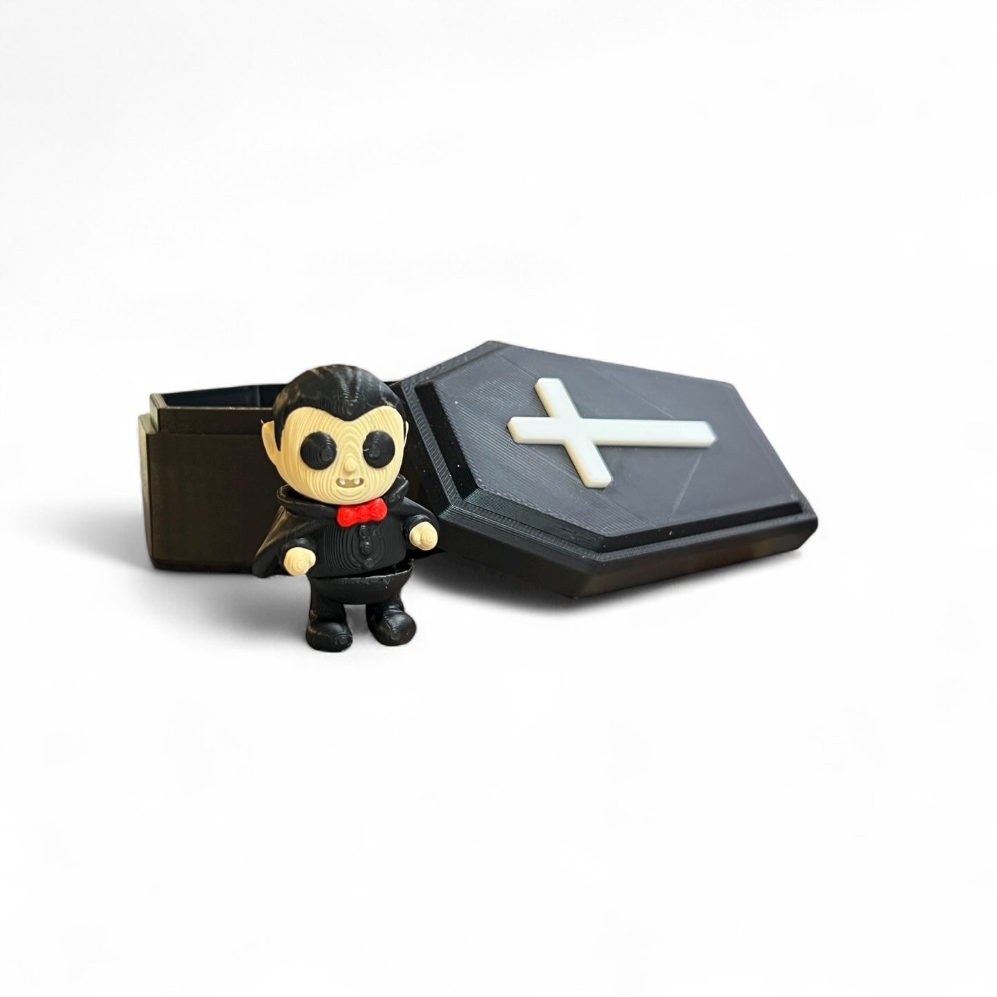 Mini Vampire Figurine with Coffin Box – Cute Halloween Collectible Toy with Removable Coffin Lid