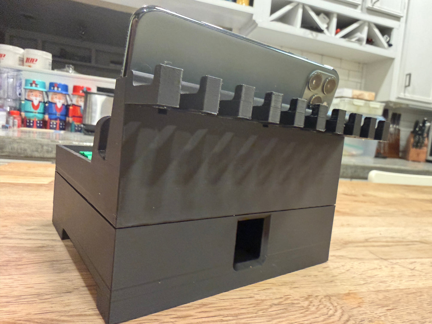 Amp Daddy Guitar Amp Organizer- Cable, Pick, Phone. Stash Caddy