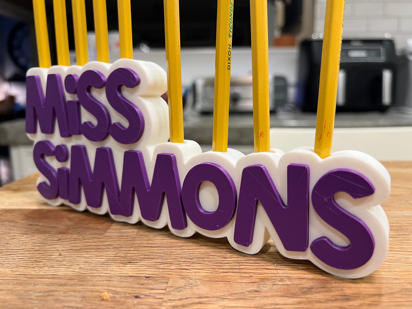 Custom Teacher Desk Nameplate – Personalized Pencil Holder with Name