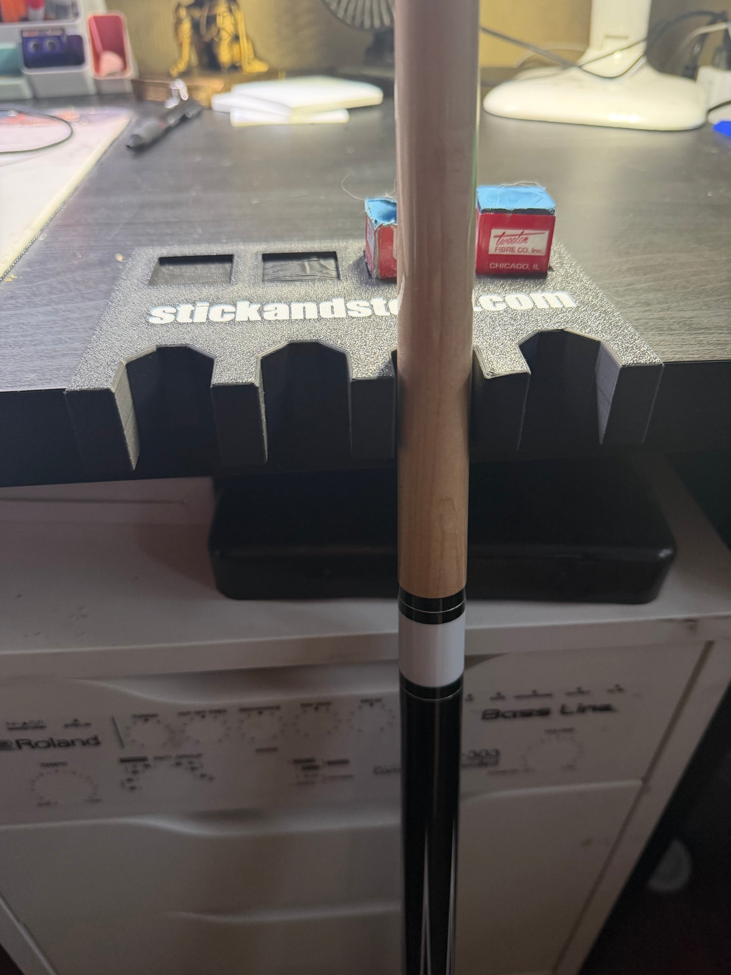 Custom Pool Cue Stick Holder: Table Edge Mount, 4 Cues & Chalks