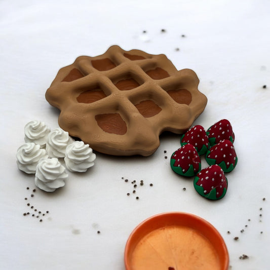 WAFFLE TIC-TAC-TOE SET