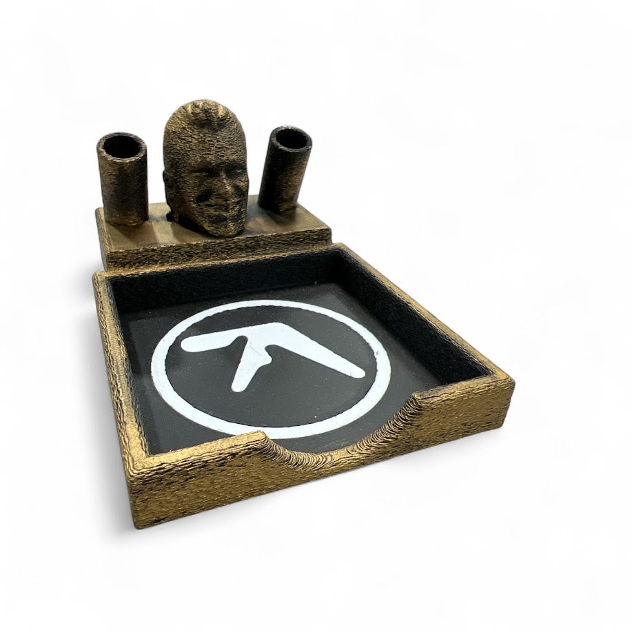 Afx windowlicker head, pen and post it note holder gold leaf