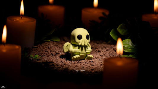 Mini Tiny Cthulhu – Eldritch Horror Meets Cute Desk Buddy